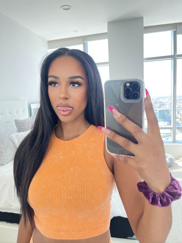 Aaliyah Foxxx🎀💅🏾💖