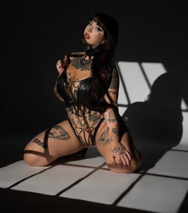 Best Goth OnlyFans Accounts in January 2026 | Fansearch