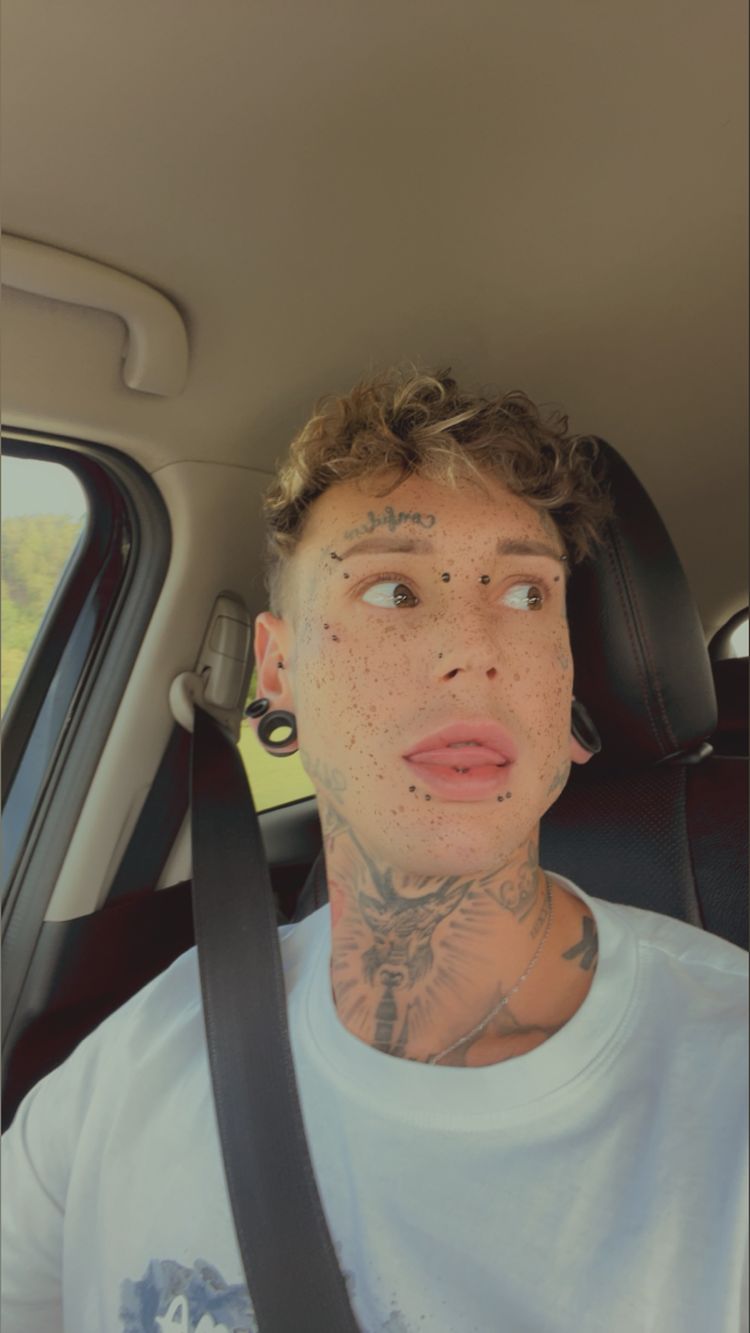 Tattooed guy ๐ฅ