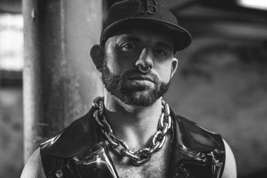 Best Gay OnlyFans Accounts in December 2025 | Fansearch