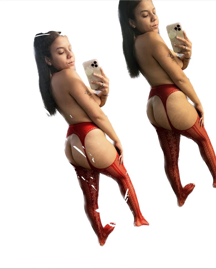 𝓜𝓮𝓵𝓪𝓷𝓲𝓮 𝓛𝔂𝓷𝓷 𝓡𝓸𝓭𝓻𝓲𝓰𝓾𝓮𝔃