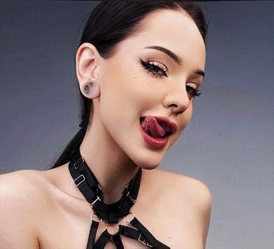 Best Black OnlyFans Accounts in February 2026 | Fansearch