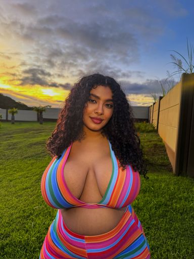 Best Lightskin OnlyFans Accounts in October 2025 | Fansearch