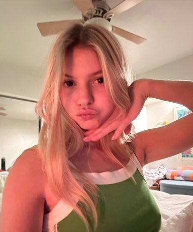 Best Emo OnlyFans Accounts in December 2025 | Fansearch