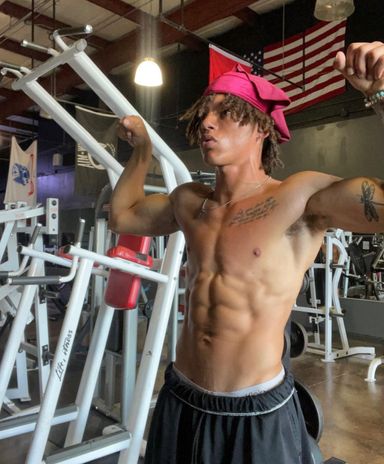 Best Lightskin OnlyFans Accounts in December 2025 Fansearch