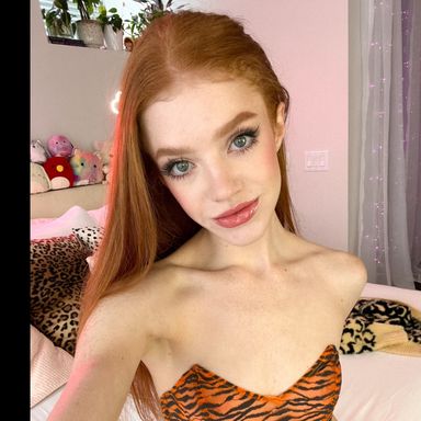 Best Ginger OnlyFans Accounts in February 2026 | Fansearch