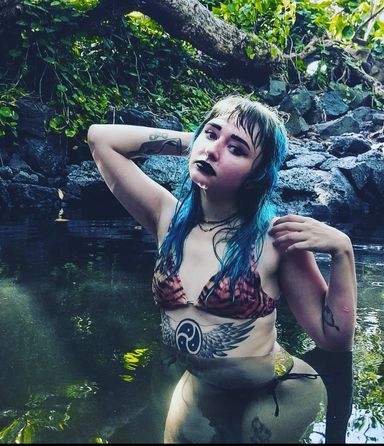 Best Hawaii OnlyFans Accounts in January 2026 | Fansearch