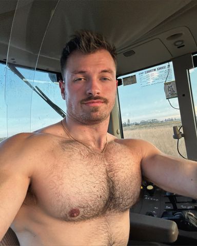 Best Farm OnlyFans Accounts in December 2025 | Fansearch