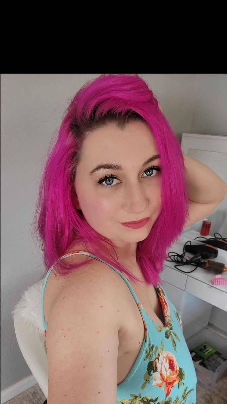 PiddyKat (rebranding to Nova_Fahst)