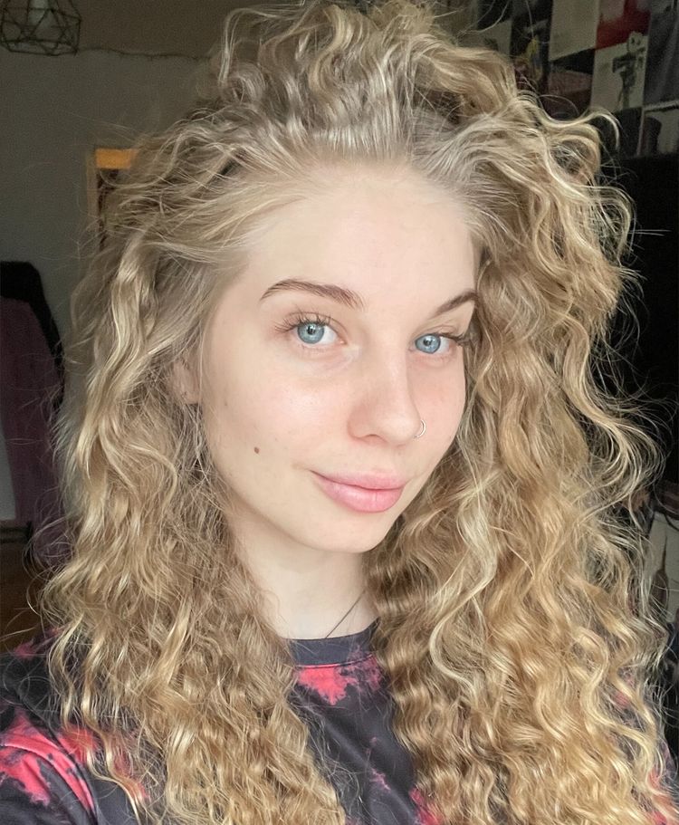 ✨ 𝔼𝕍𝔸 ✨