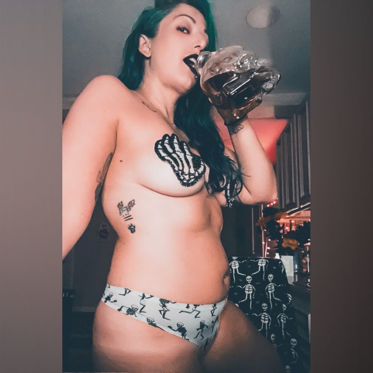 Alice aka TittyTots